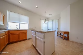 Photo #6: 7002069 Listing