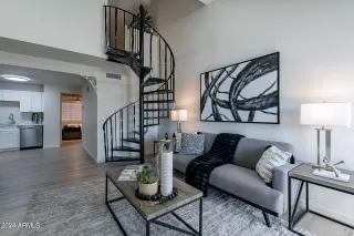 Photo #1: 7002086 Listing 