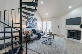 Photo #2: 7002086 Listing 