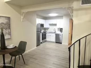 Photo #6: 7002086 Listing 