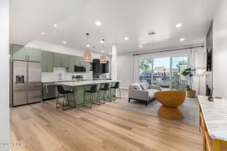 Photo #3: 7002145 Listing 