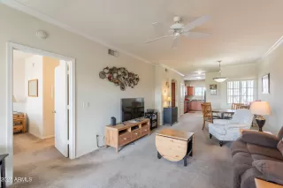 Photo #5: 7002407 Listing 