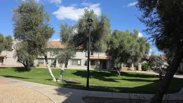 MLS: 7003548 Condo For Sale