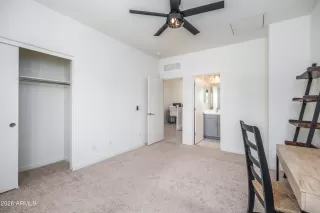 Photo #4: 7003801 Listing 