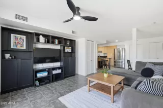 Photo #5: 7003944 Listing 