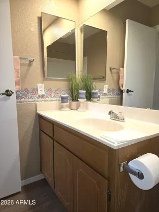 Photo #6: 7004129 Listing