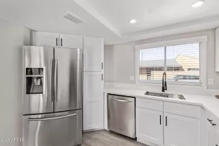 Photo #6: 7004180 Listing