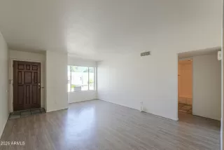 Photo #2: 7004459 Listing