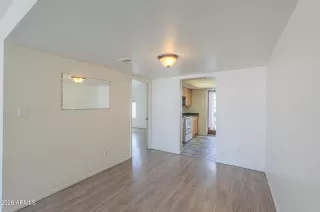 Photo #5: 7004459 Listing