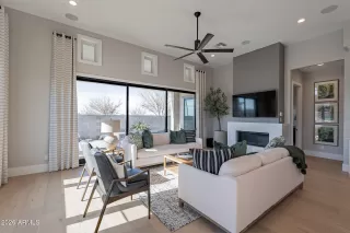 Photo #6: 7004581 Listing