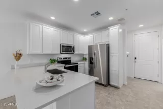 Photo #6: 7004948 Listing 