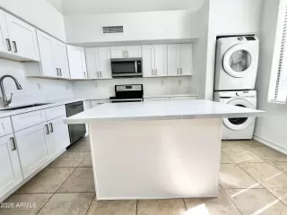 Photo #6: 7005586 Listing