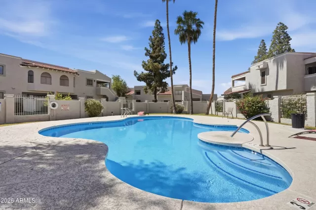 MLS: 7005719 Condo For Sale