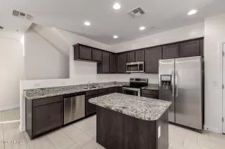 Photo #4: 7005767 Listing