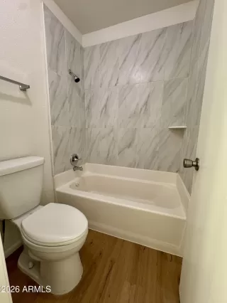 Photo #5: 7006018 Listing