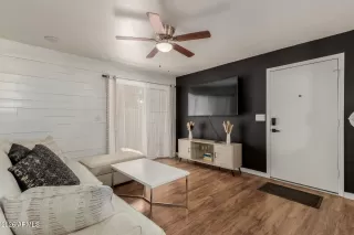 Photo #2: 7006081 Listing 