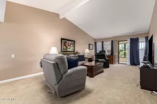 Photo #6: 7006276 Listing 