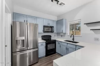 Photo #4: 7006398 Listing