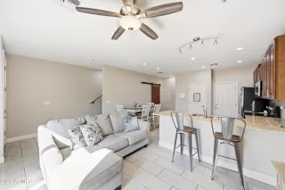 Photo #4: 7006467 Listing 