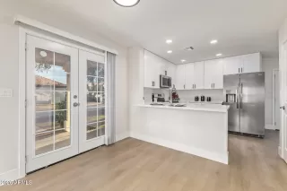 Photo #6: 7006530 Listing