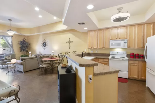 MLS: 7006667 Condo For Sale