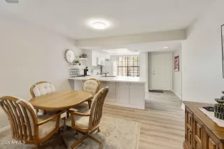 Photo #4: 7006685 Listing 