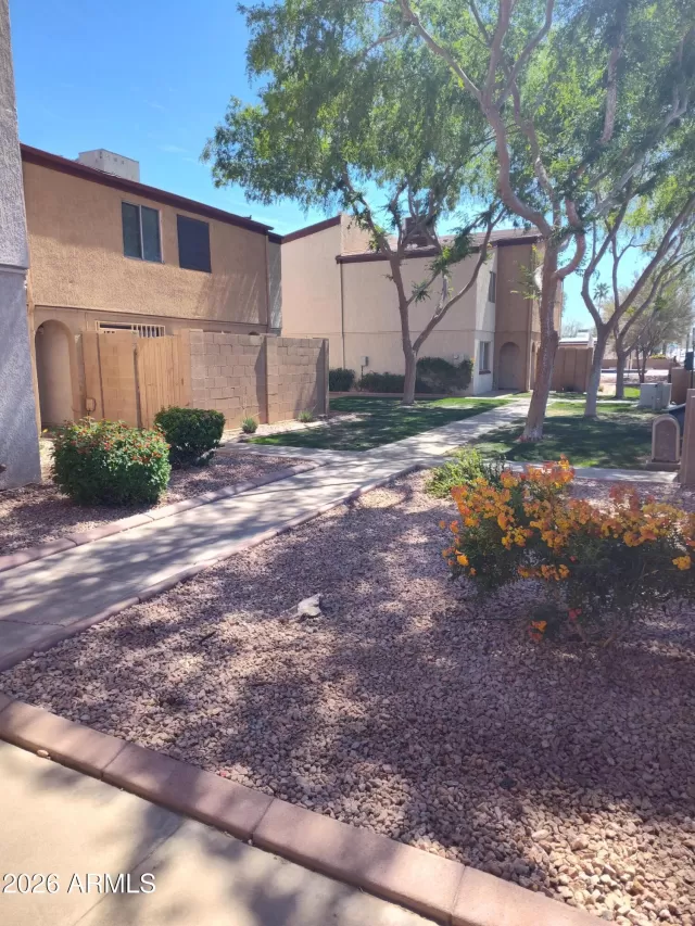 MLS: 7006810 Condo For Sale