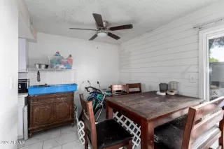 Photo #6: 7006907 Listing