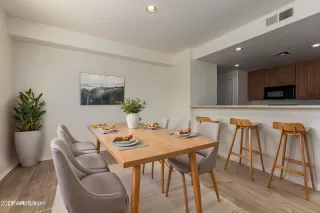 Photo #5: 7007084 Listing 