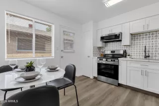 Photo #5: 7007326 Listing 