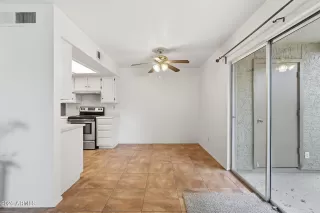 Photo #5: 7007348 Listing 