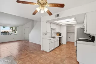 Photo #6: 7007348 Listing 