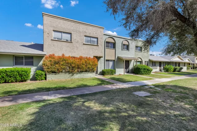 MLS: 7007428 Condo For Sale