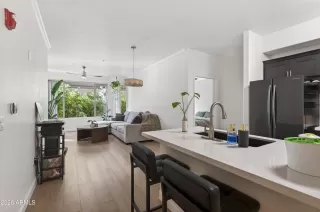 Photo #4: 7008136 Listing 