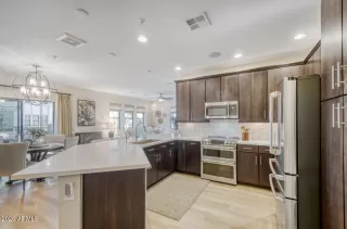 Photo #2: 7008328 Listing 