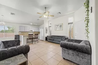 Photo #4: 7008419 Listing 