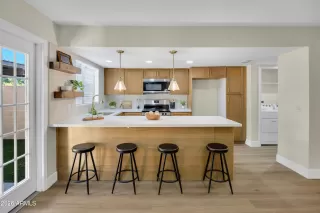 Photo #6: 7008653 Listing 