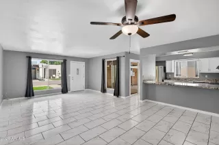 Photo #5: 7008912 Listing 