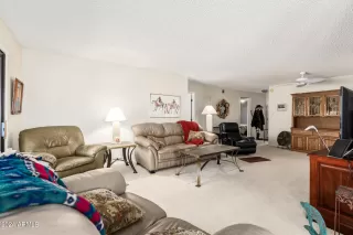 Photo #5: 7008997 Listing 