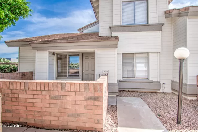 MLS: 7009042 Condo For Sale