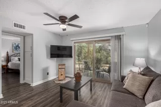 Photo #4: 7009089 Listing 