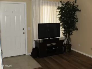 Photo #3: 7009098 Listing 