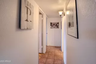 Photo #5: 7009118 Listing 