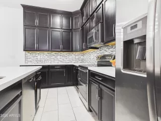 Photo #6: 7009202 Listing