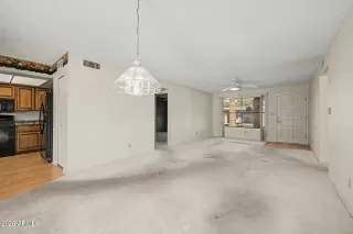 Photo #4: 7009270 Listing 