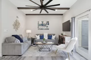 Photo #6: 7009464 Listing