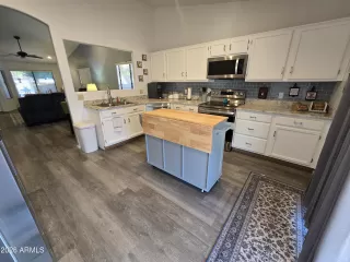 Photo #6: 7009494 Listing 