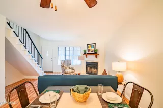 Photo #4: 7009650 Listing