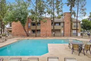 Photo #5: 7009928 Listing 