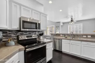 Photo #2: 7010093 Listing 